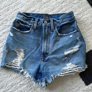 Abercrombie Natural Rise Shorts